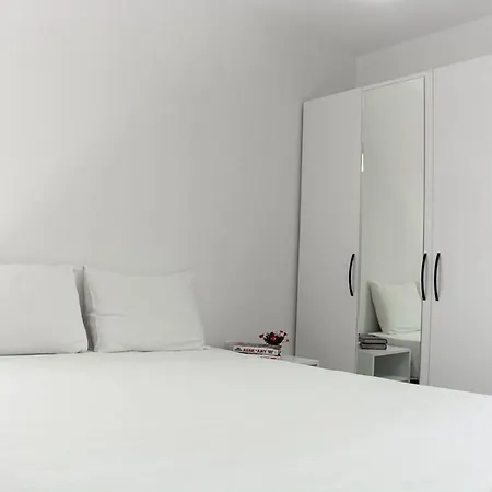 La Moda Aparts Apart-hotel *